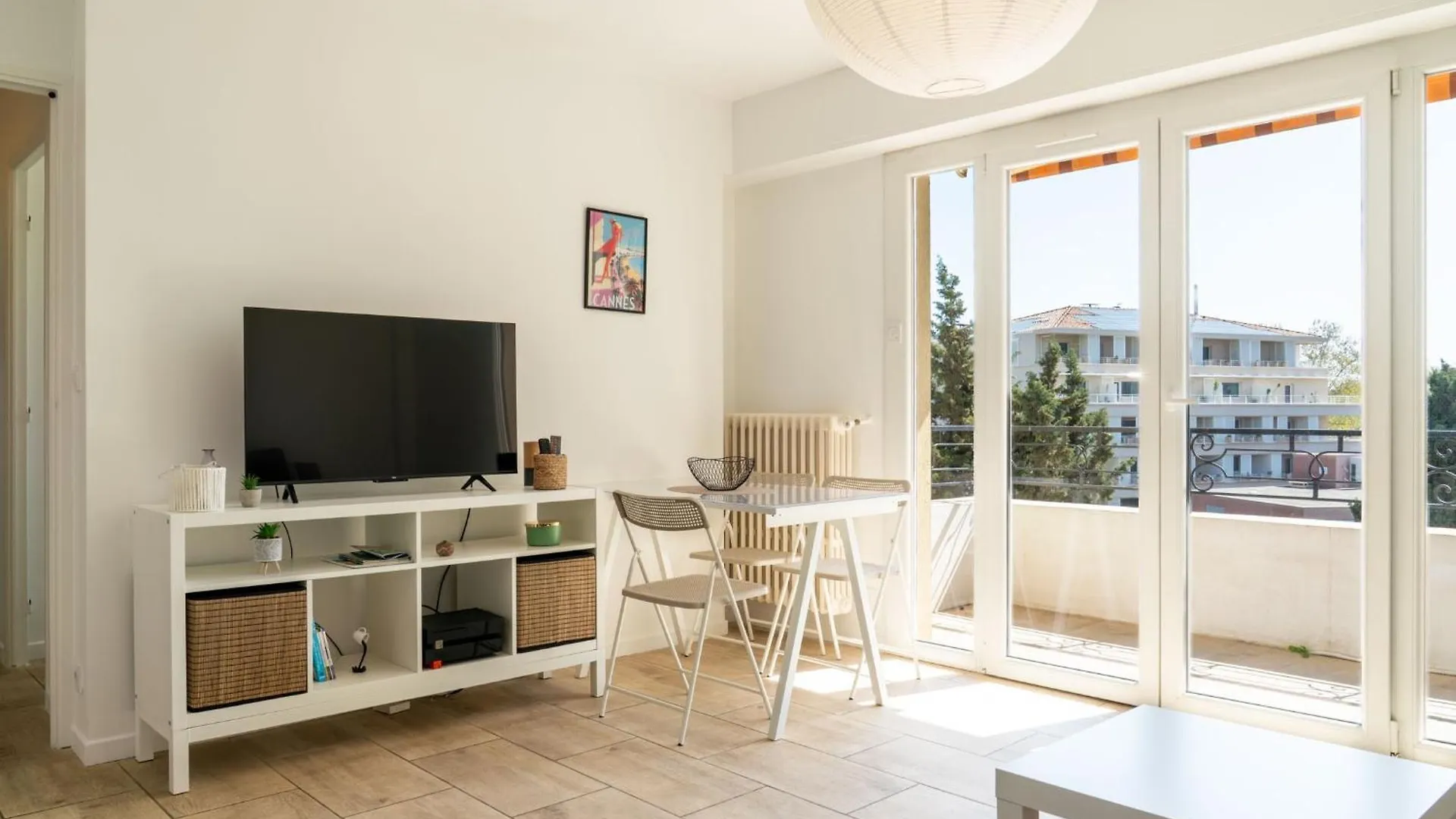 Instant Cannois Proche Plage, Gare, Palais Dans Rue Typique Cannes Apartment