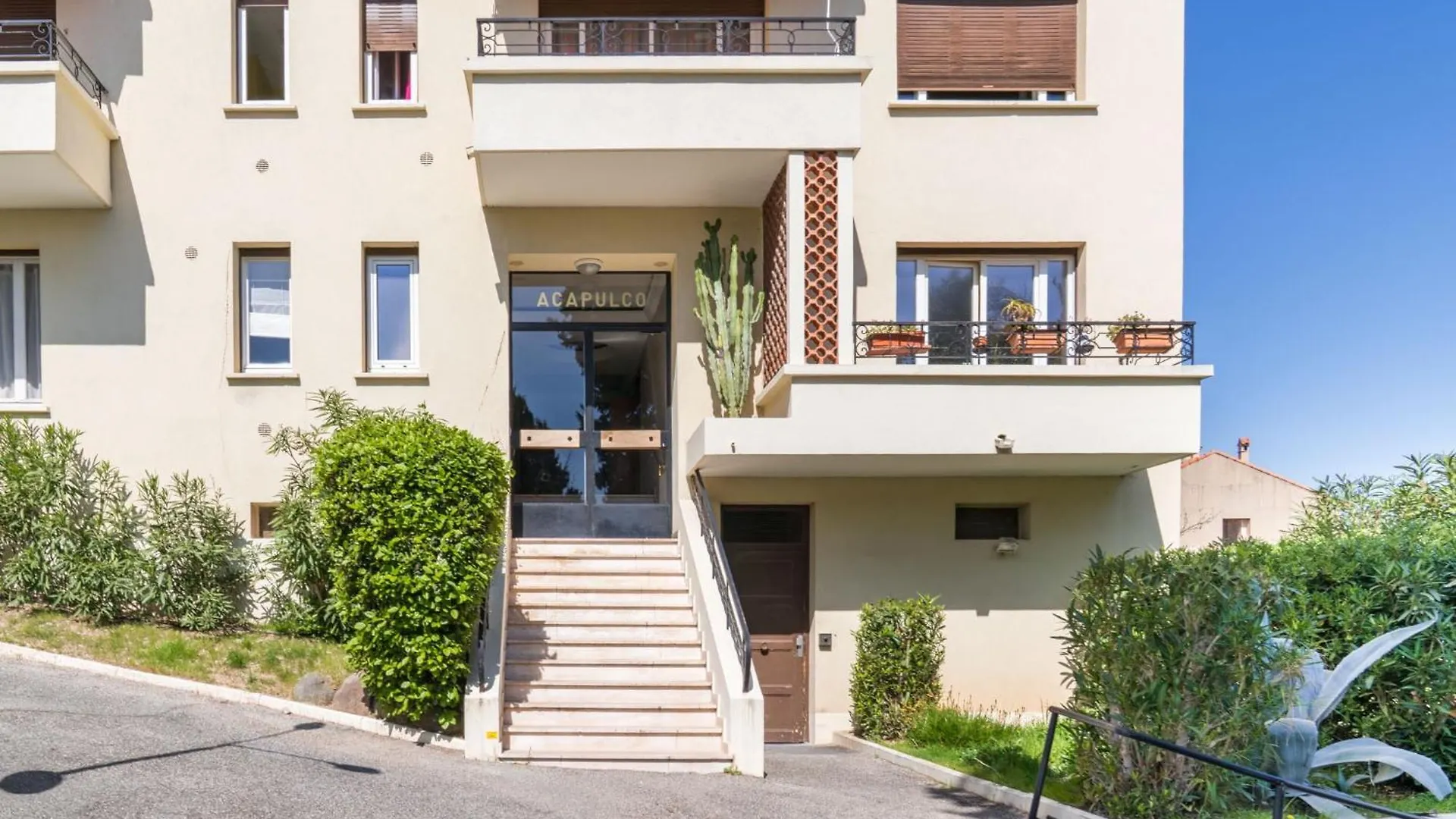 Instant Cannois Proche Plage, Gare, Palais Dans Rue Typique Cannes